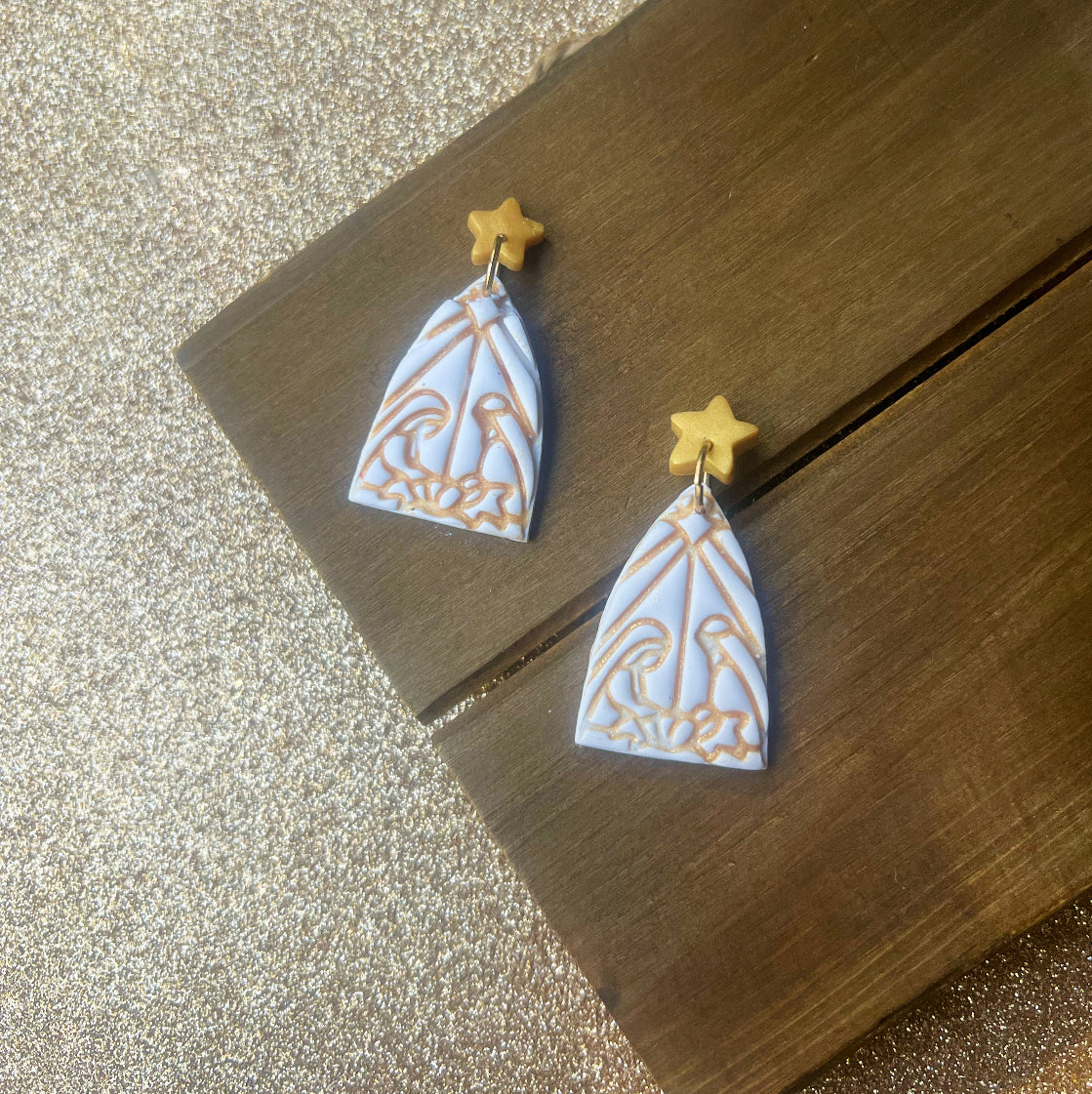 Nativity ; White & Gold