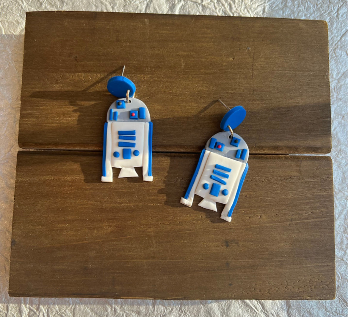 Robot Dangles
