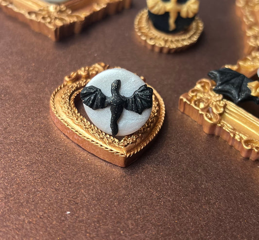 Black & White dragon ring