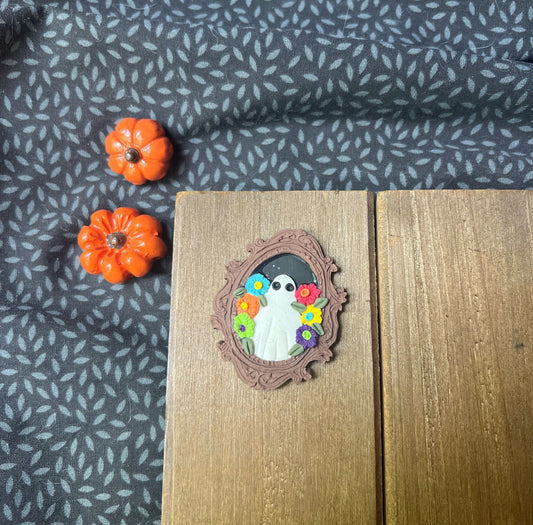 Floral Ghost Magnet