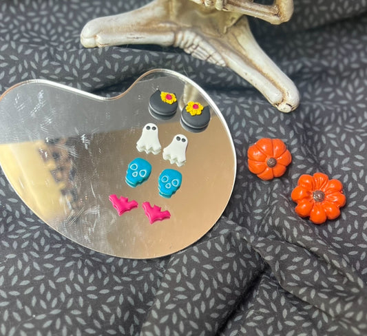Summerween Studs